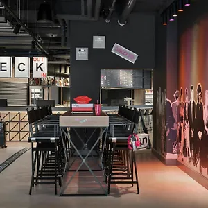 Hotel Moxy Dusseldorf