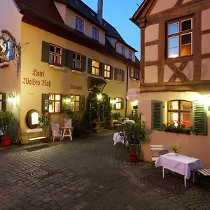 Weisses Ross Hotell